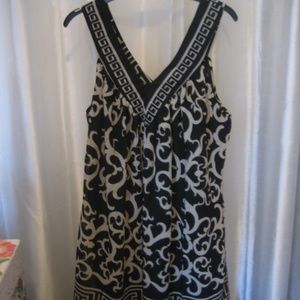 La Pogee Junior Size Black & Off White Sleeveless V Neck Dress Polyester Sz M NW